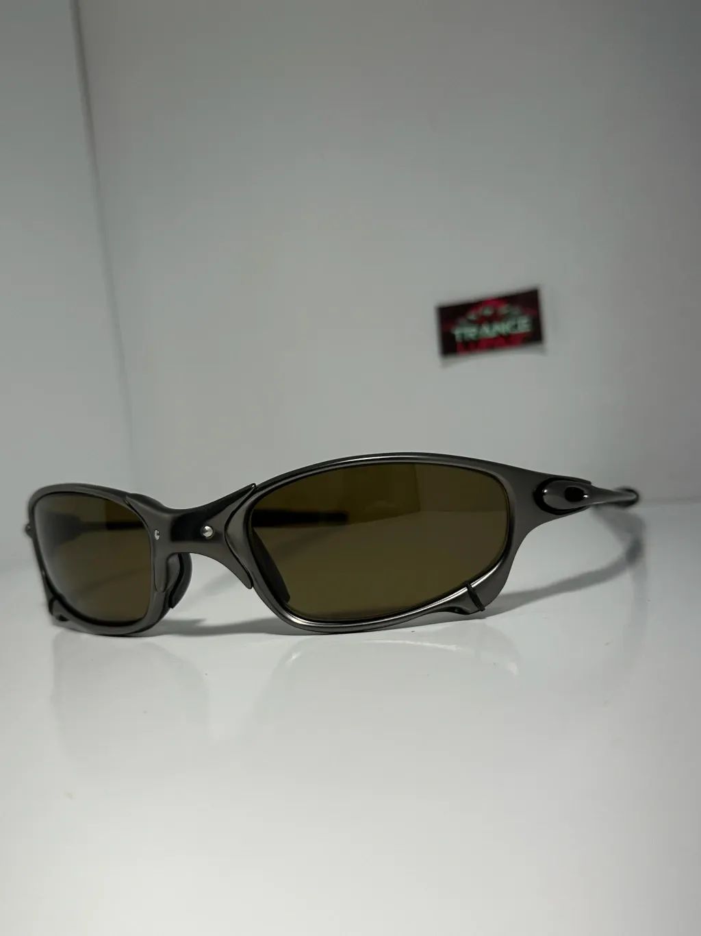 Juliet Polished Browm Premium